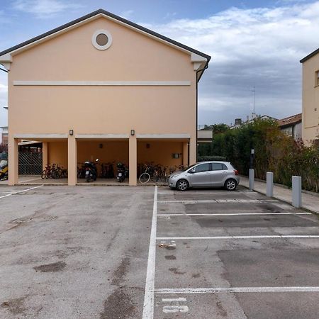 Elly'S Home Parcheggio Privato Ravenna Esterno foto