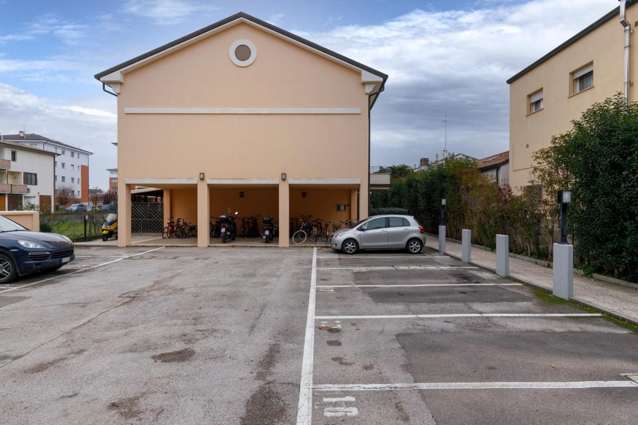 Elly'S Home Parcheggio Privato Ravenna Esterno foto